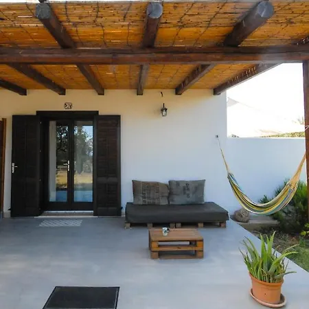 לינה וארוחת בוקר Nomade - Slow Living 4*