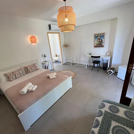 Bed & Breakfast Nomade Slow Living Sicilian Retreat 4*